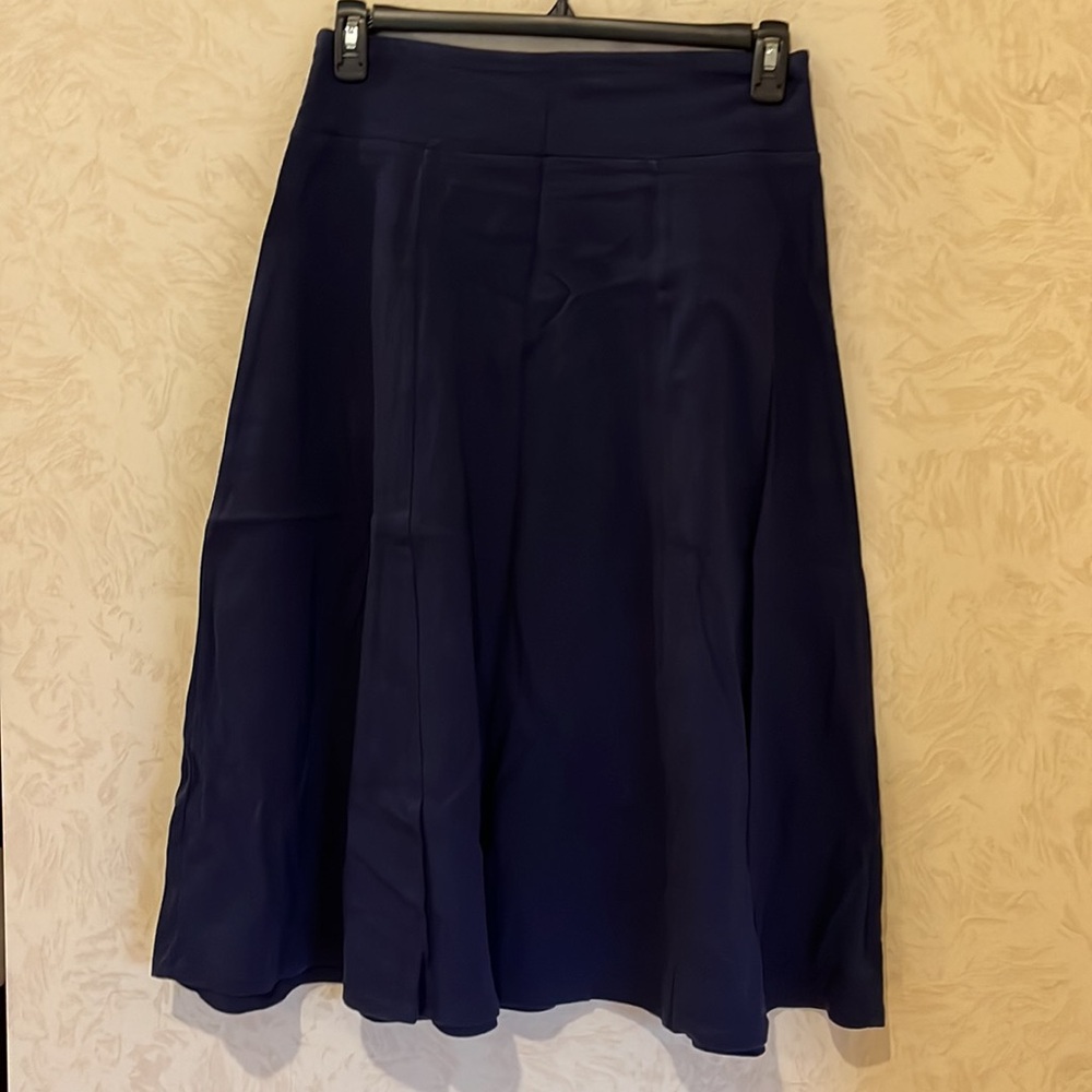 Appleseed's Navy Blue Knee-Length Cotton Skirt Size M - Picture 3 of 5